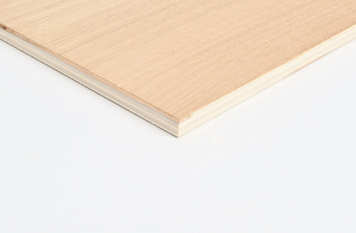 Poppelkrydsfiner m/ Hvideg A/C, int. lim, 70% PEFC